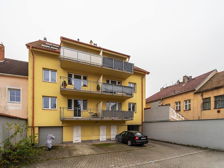 Prodej garážového stání 14 m² - foto 3