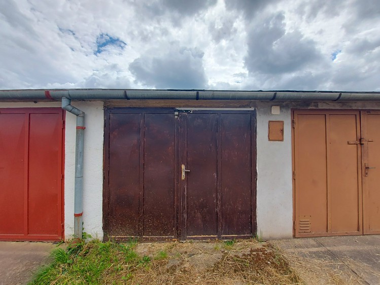 Prodej garáže 16 m² - foto 1