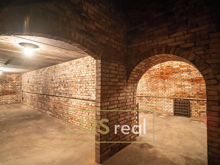 Prodej vinného sklepa 285 m² - foto 4