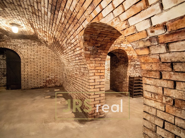 Prodej vinného sklepa 285 m² - foto 2