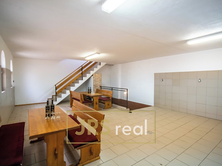 Prodej vinného sklepa 285 m² - foto 6