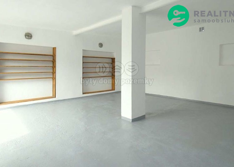 Prodej garáže 40 m² - foto 2