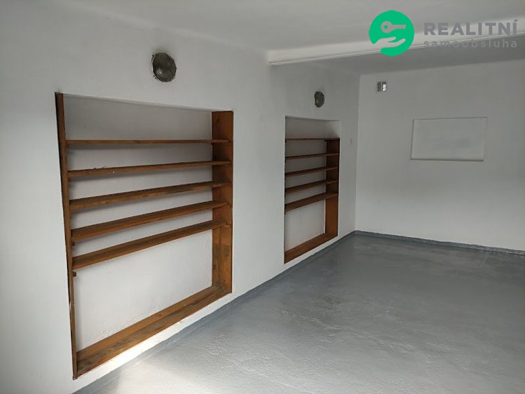 Prodej garáže 40 m² - foto 8