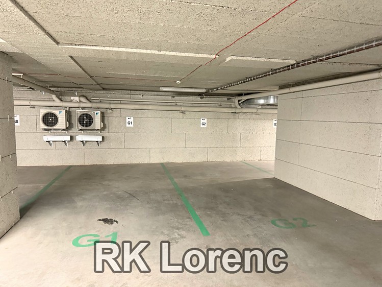 Prodej garážového stání 16 m² - foto 1