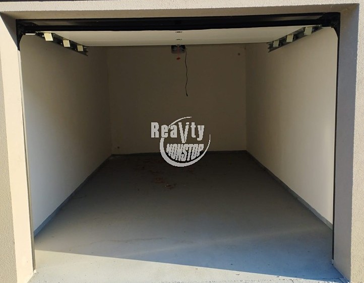 Prodej garáže 20 m² - foto 3