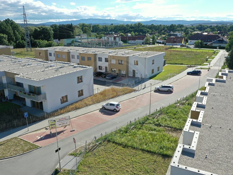 Prodej specifického typu nemovitosti 16 m² - foto 1