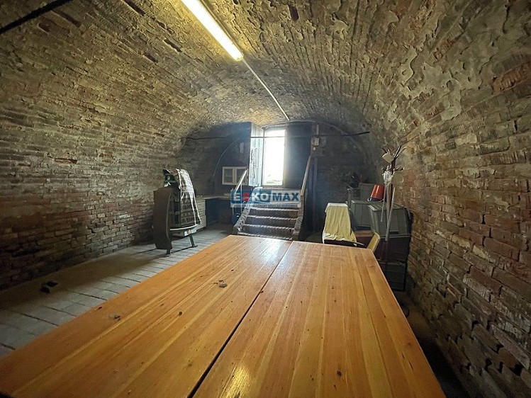 Prodej vinného sklepa 192 m² - foto 7
