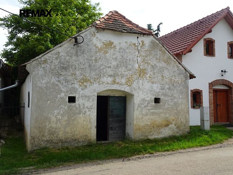 Prodej vinného sklepa 45 m² - foto 1