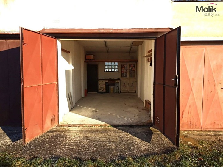 Prodej garáže 20 m² - foto 2