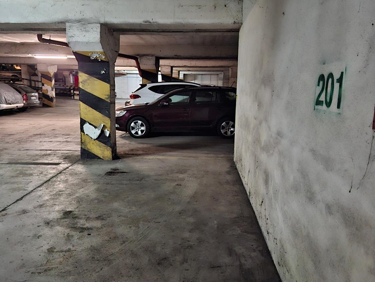 Pronájem garážového stání 17 m² - foto 8