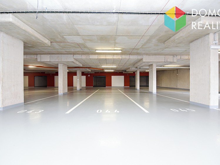 Pronájem garážového stání 12 m² - foto 6