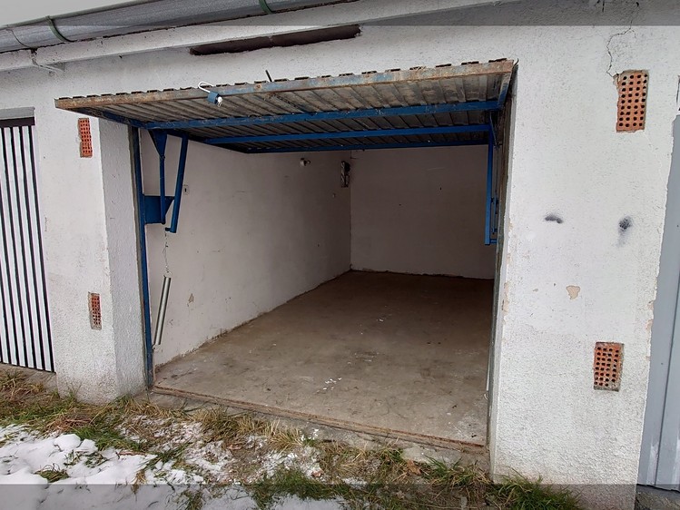 Pronájem garáže 14 m² - foto 2