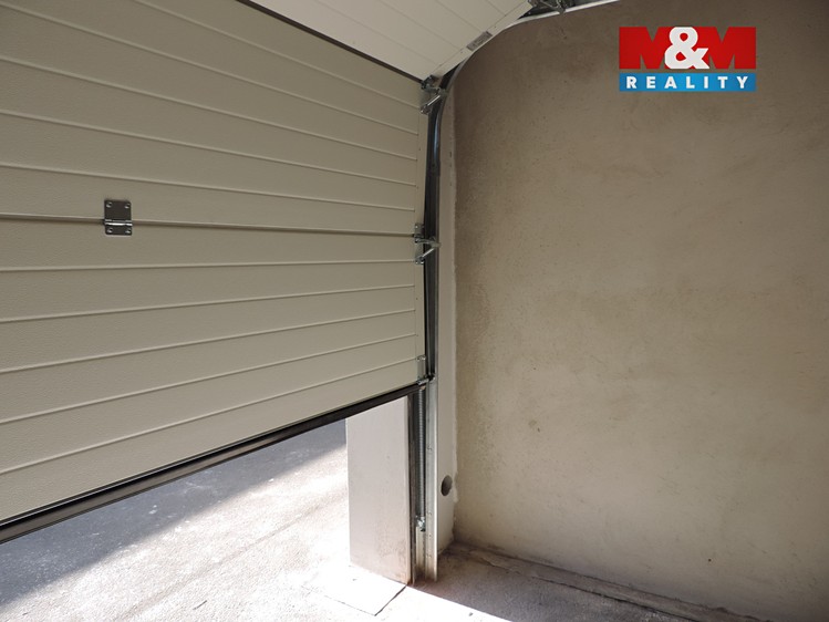 Pronájem garáže 24 m² - foto 6