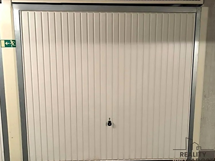 Pronájem garáže 17 m² - foto 2