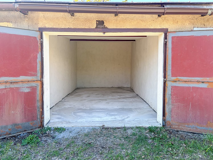Pronájem garáže 17 m² - foto 1