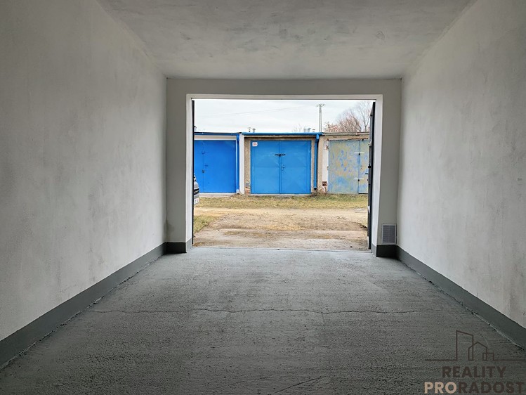 Pronájem garáže 18 m² - foto 3