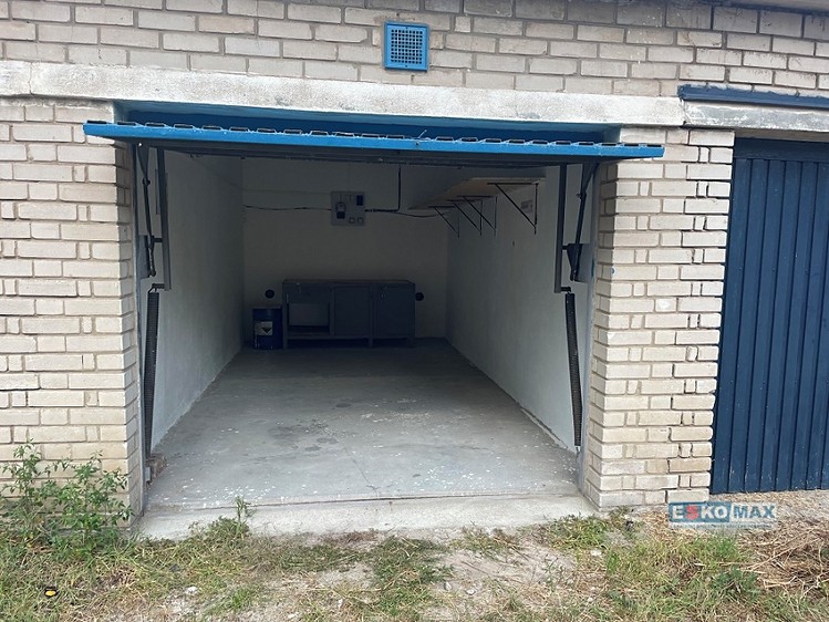 Pronájem garáže 18 m² - foto 1
