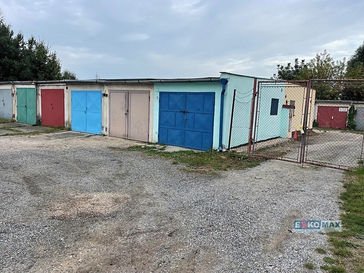 Pronájem garáže 20 m² - foto 4