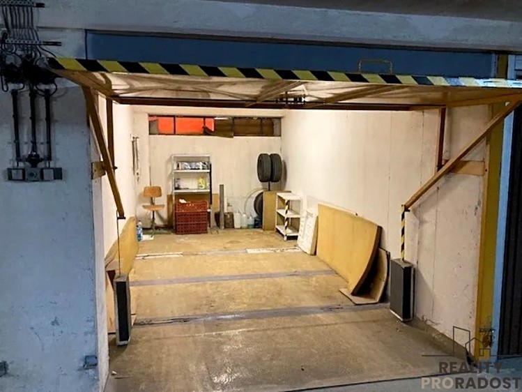 Pronájem garáže 18 m² - foto 3