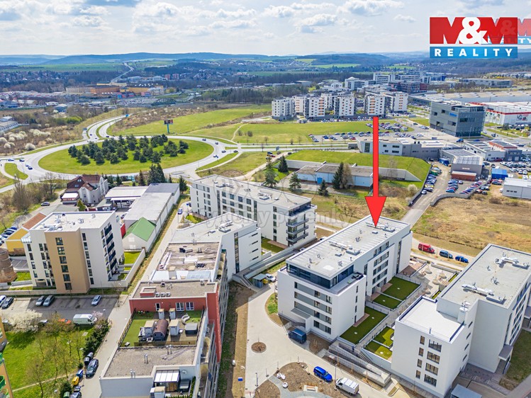 Pronájem garážového stání 22 m² - foto 3