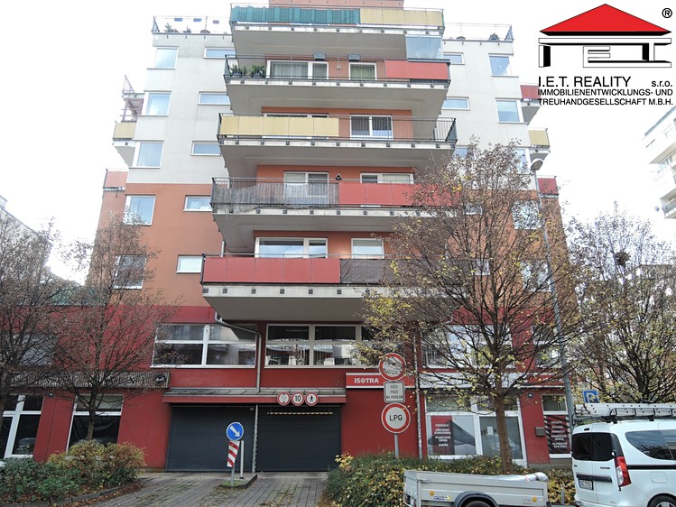 Pronájem garážového stání 18 m² - foto 7