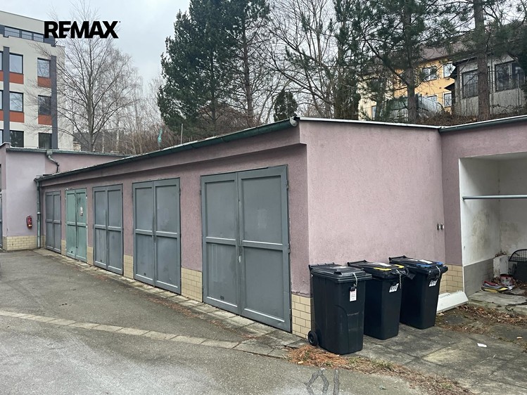 Pronájem garáže 17 m² - foto 1