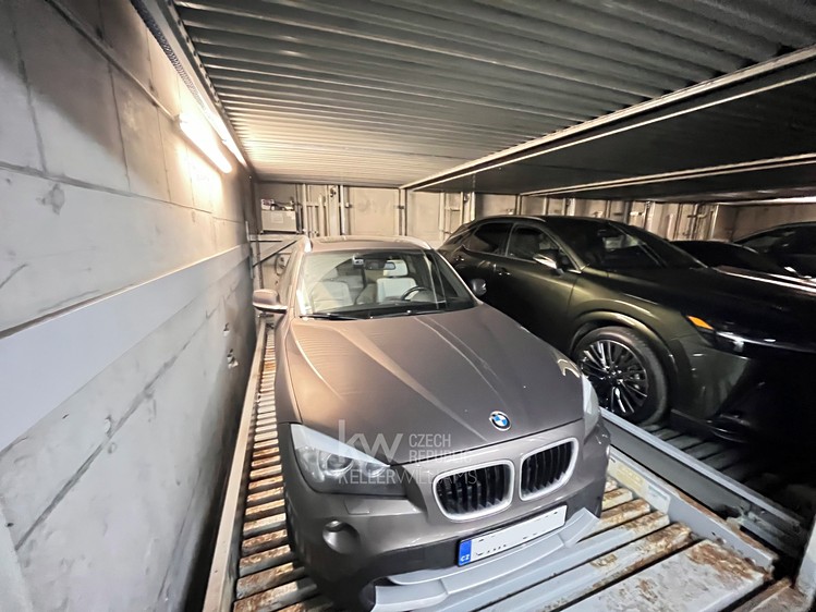 Pronájem garážového stání 11 m² - foto 8