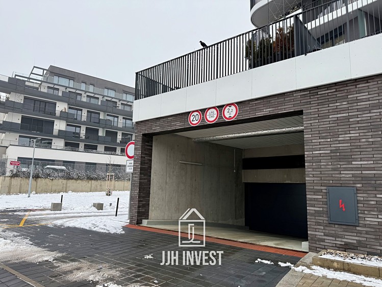 Pronájem garážového stání 16 m² - foto 6