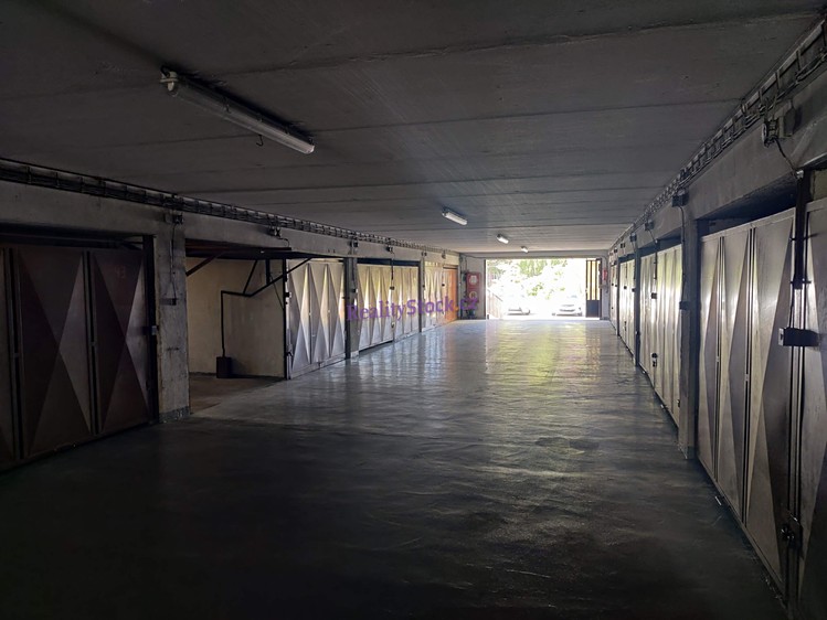 Pronájem garáže 18 m² - foto 2