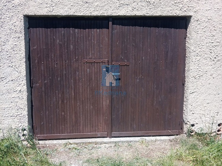 Pronájem garáže 19 m² - foto 1