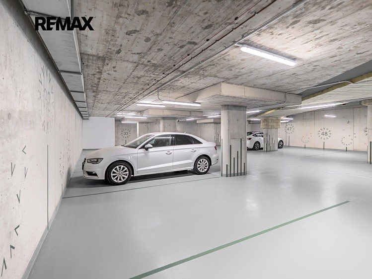Pronájem garážového stání 15 m² - foto 2