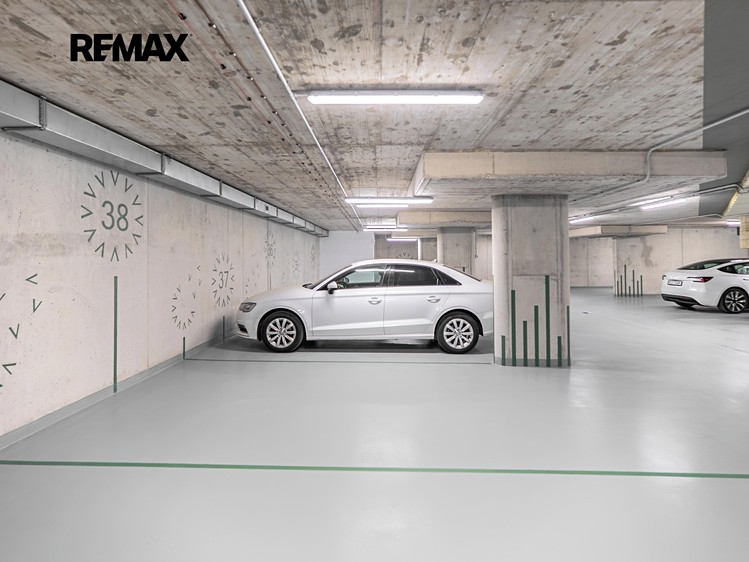 Pronájem garážového stání 15 m² - foto 8