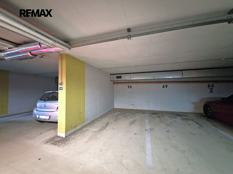 Pronájem garážového stání 13 m² - foto 2