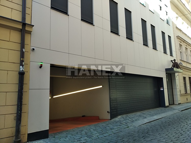 Pronájem garážového stání 12 m² - foto 7