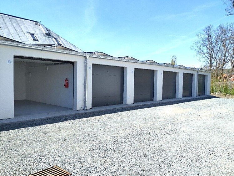 Pronájem garáže 19 m² - foto 1