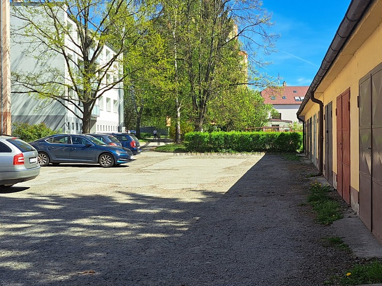 Pronájem garáže 23 m² - foto 1