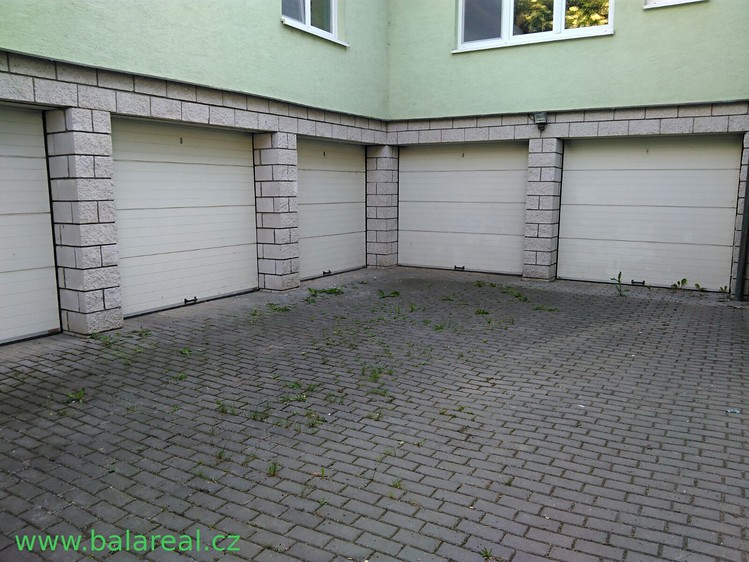 Pronájem garáže 43 m² - foto 5