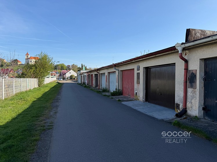 Pronájem garáže 22 m² - foto 1