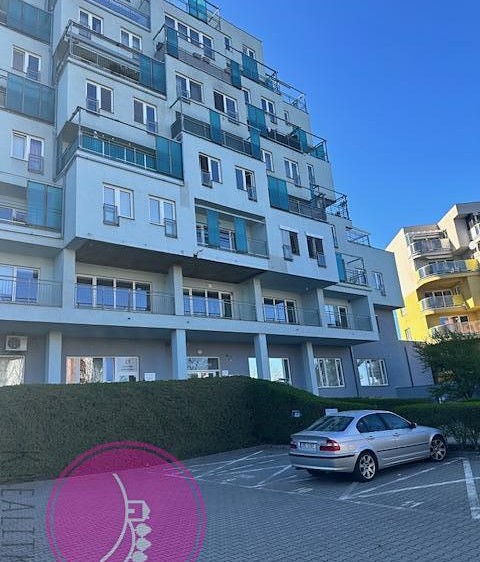 Pronájem garážového stání 13 m² - foto 3