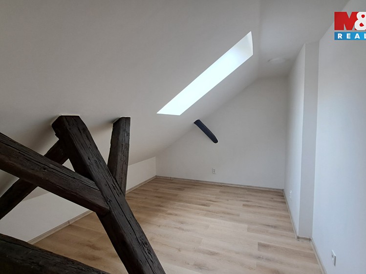 Pronájem půdního prostoru 50 m² - foto 2