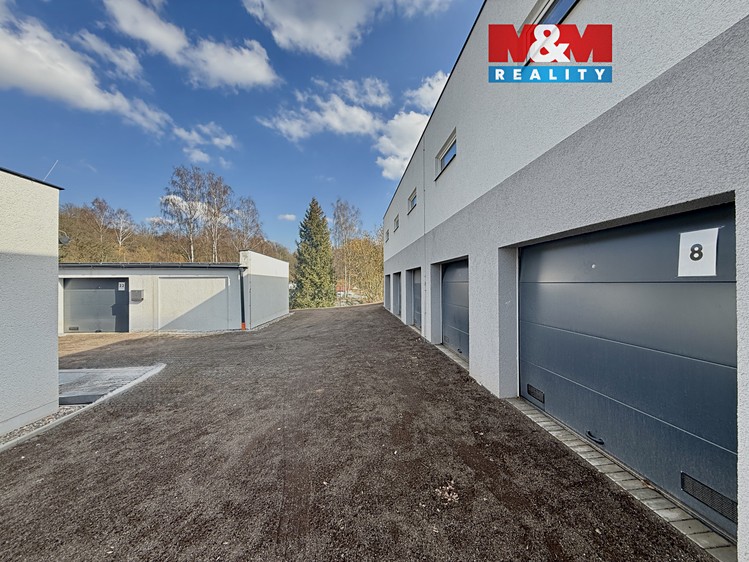 Pronájem garáže 22 m² - foto 1