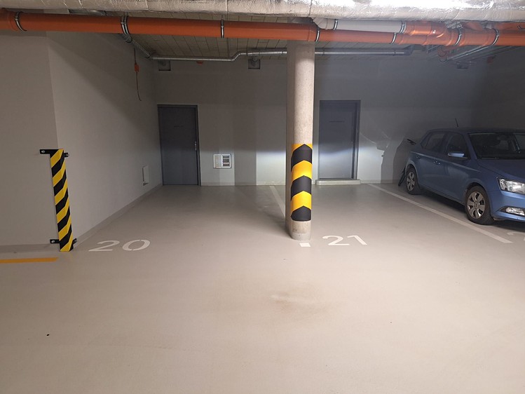 Pronájem garážového stání 25 m² - foto 5