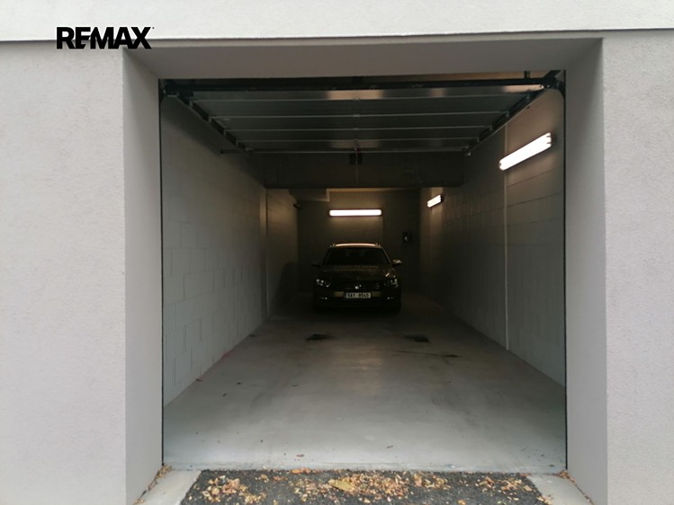 Pronájem garáže 43 m² - foto 7