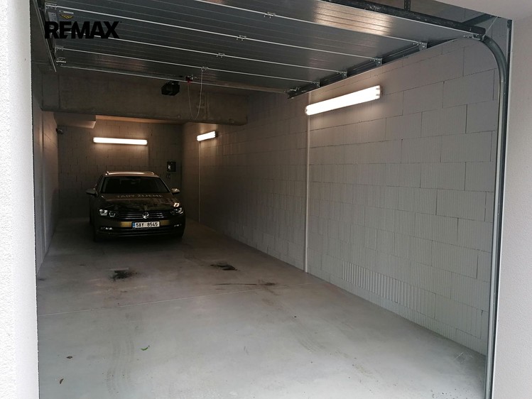 Pronájem garáže 43 m² - foto 5