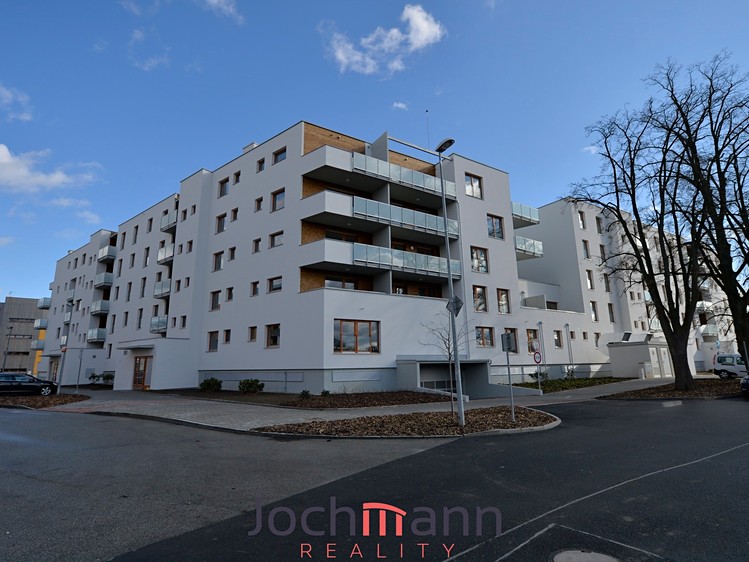 Pronájem garáže 20 m² - foto 1