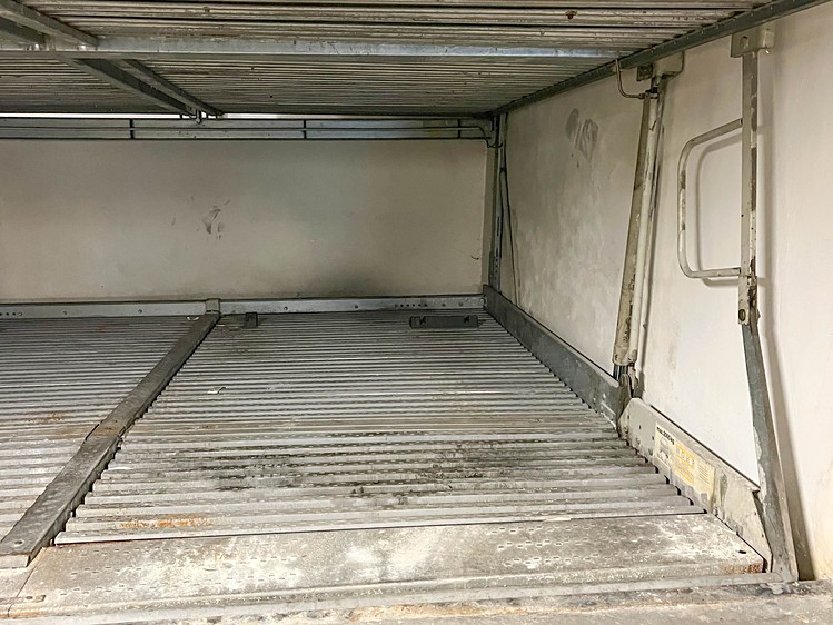 Pronájem garážového stání 13 m² - foto 3