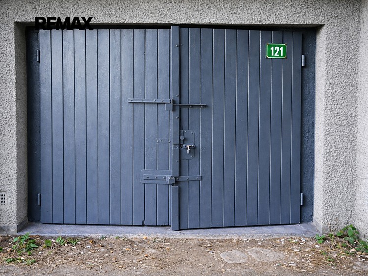 Pronájem garáže 21 m² - foto 1