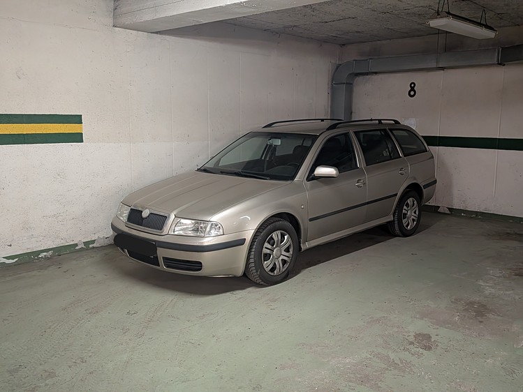 Pronájem garážového stání 15 m² - foto 2