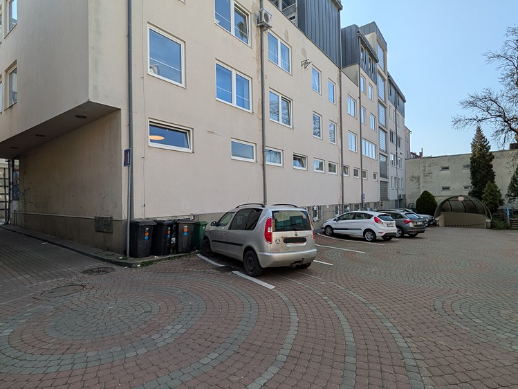 Pronájem garážového stání 15 m² - foto 5