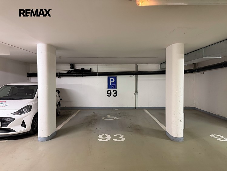 Pronájem garážového stání 17 m² - foto 5